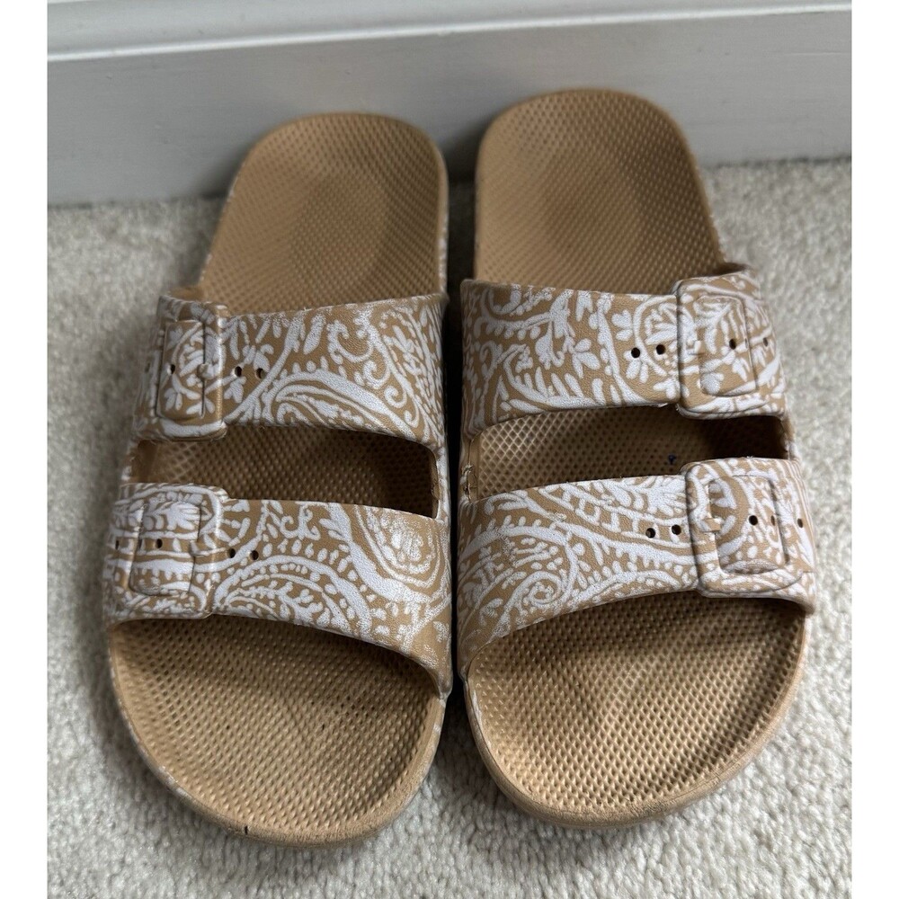 Freedom Moses "Kash Camel" Paisley Print  Sandals Youth Girls Size 34/35